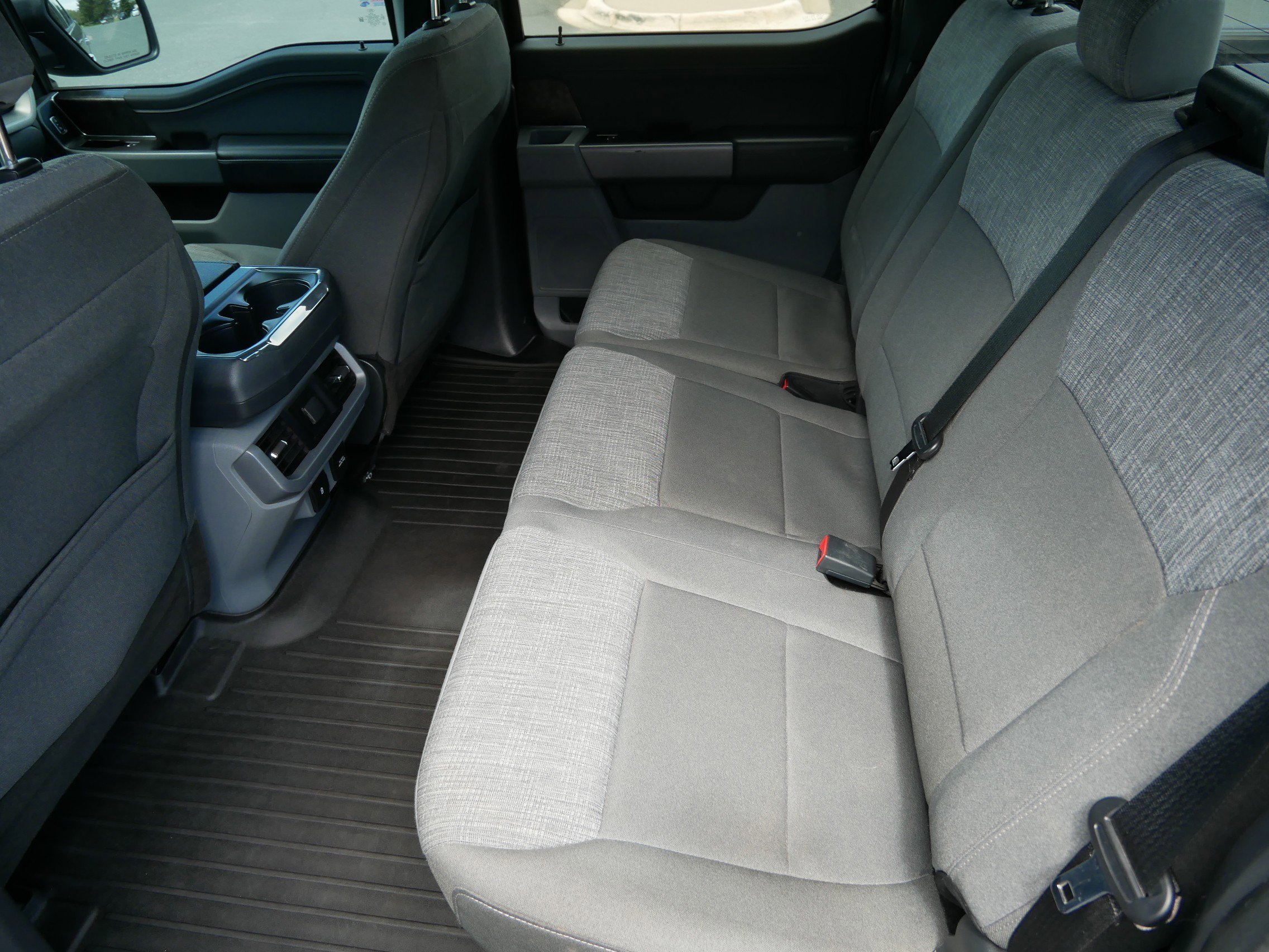 Used 2022 Gray Ford XLT image 12