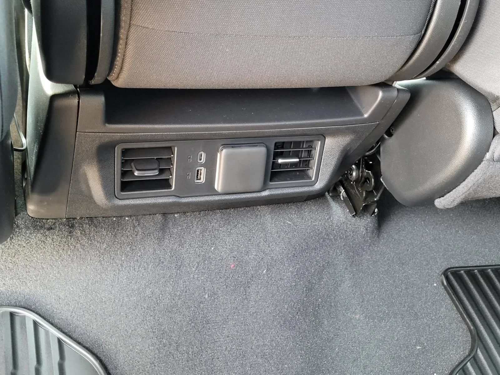 2026 Chevrolet Silverado 1500 LT - Photo 11