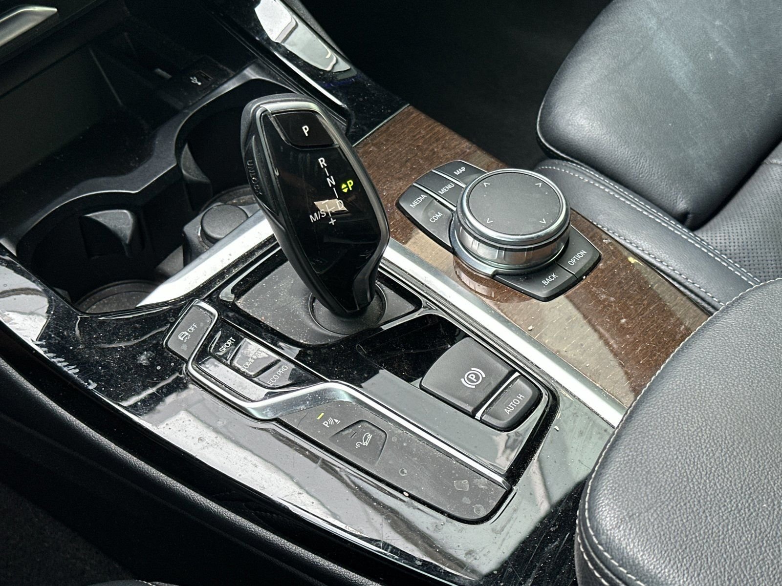 Used 2018 Jet Black BMW xDrive30i image 21