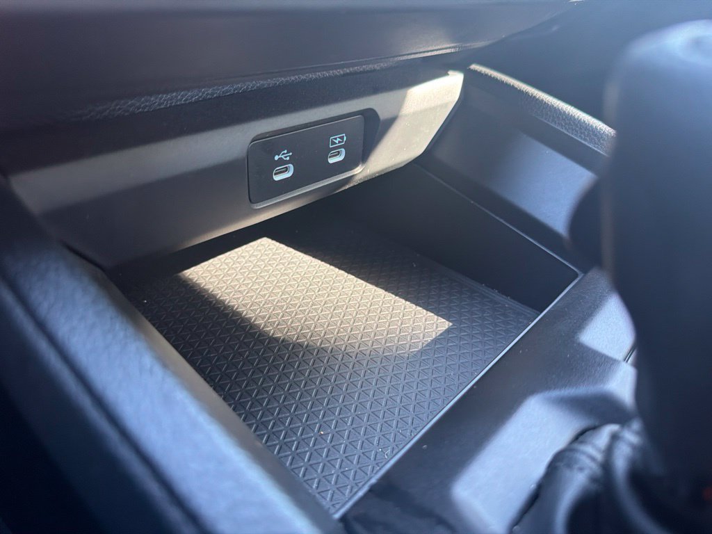 Certified Used 2025  Honda SE image 28