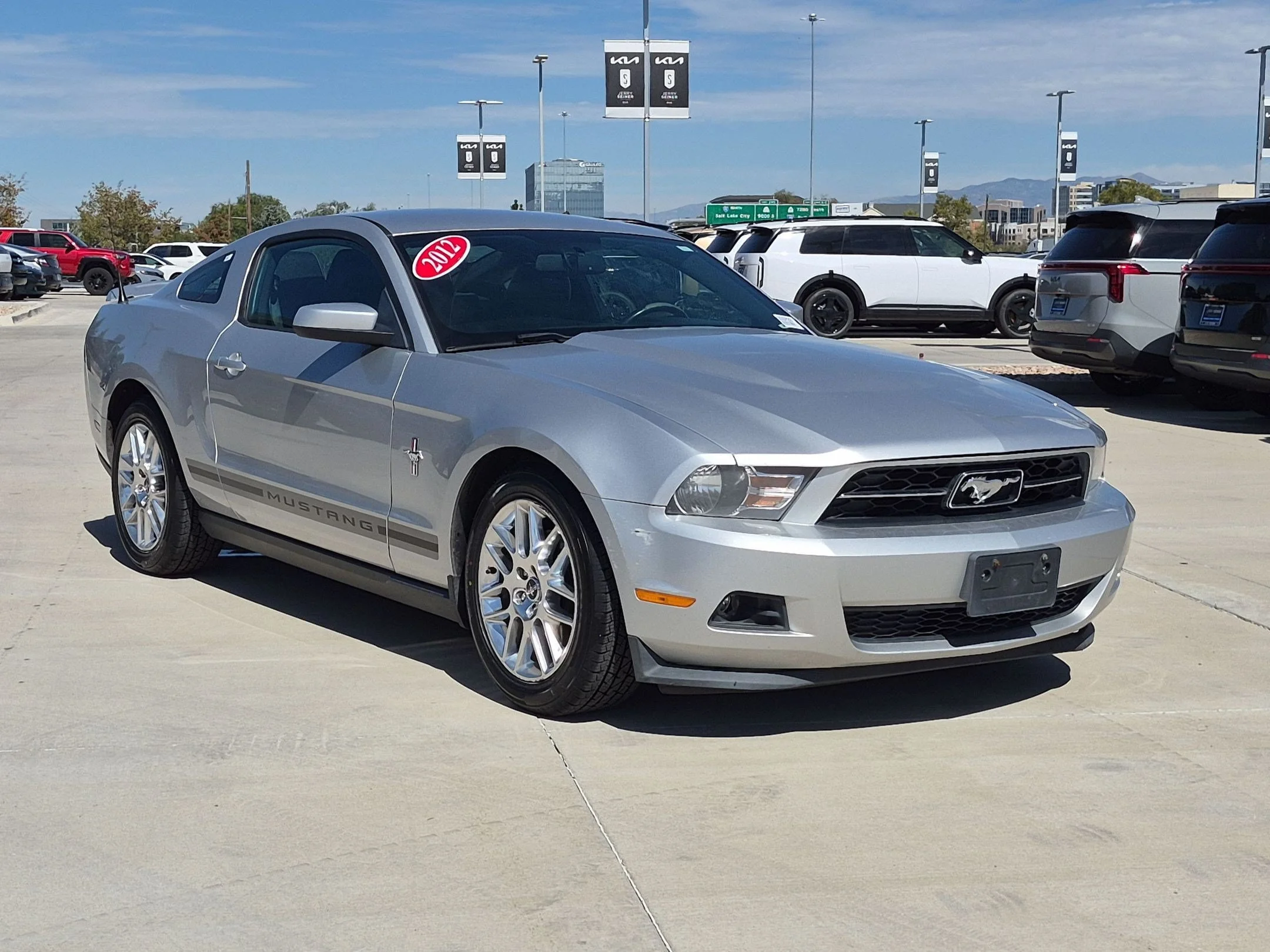 Used 2012 Ingot Silver Ford V6 Premium image 7