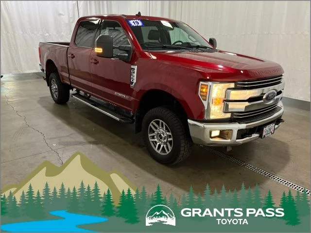 2019 Ford F-350 Lariat 4x4 Crew Cab 6-1/2' Box SRW's photo