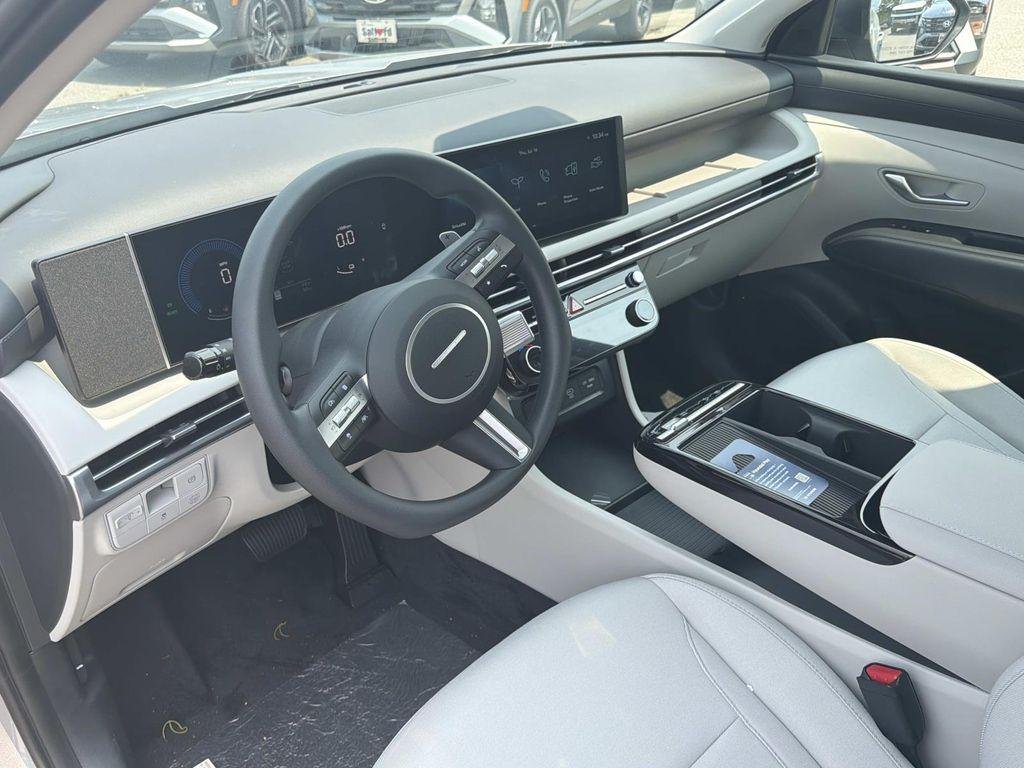 New 2026 Silver Hyundai Blue image 3