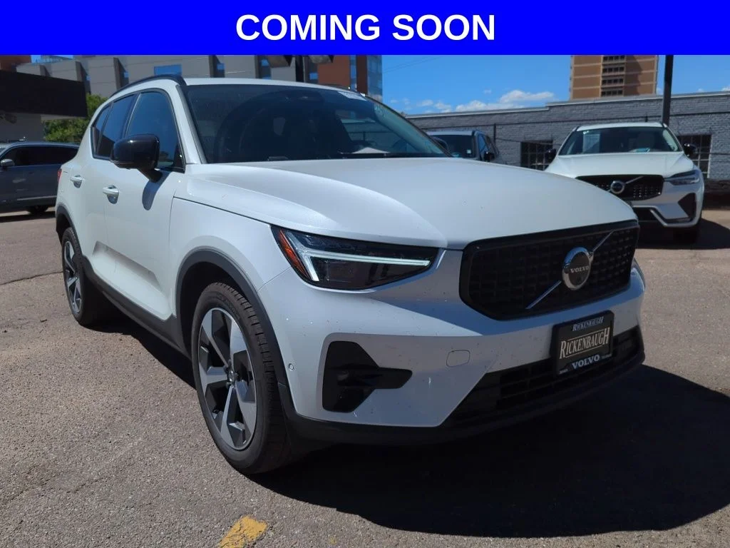 2026 Volvo XC40