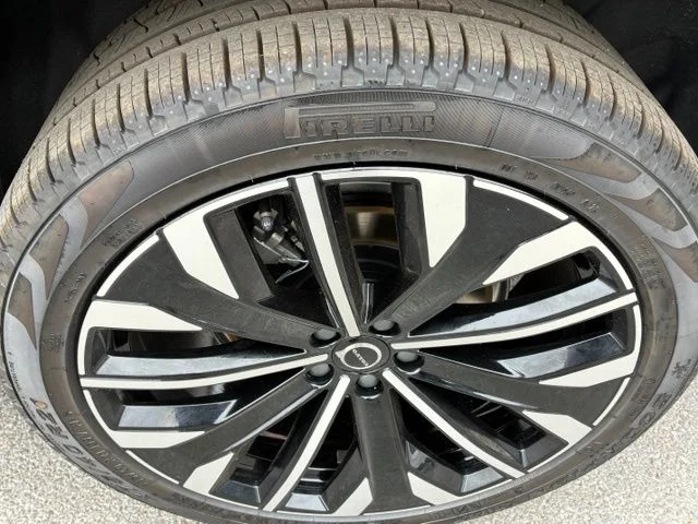 New 2026 Onyx Black Volvo Ultra image 29