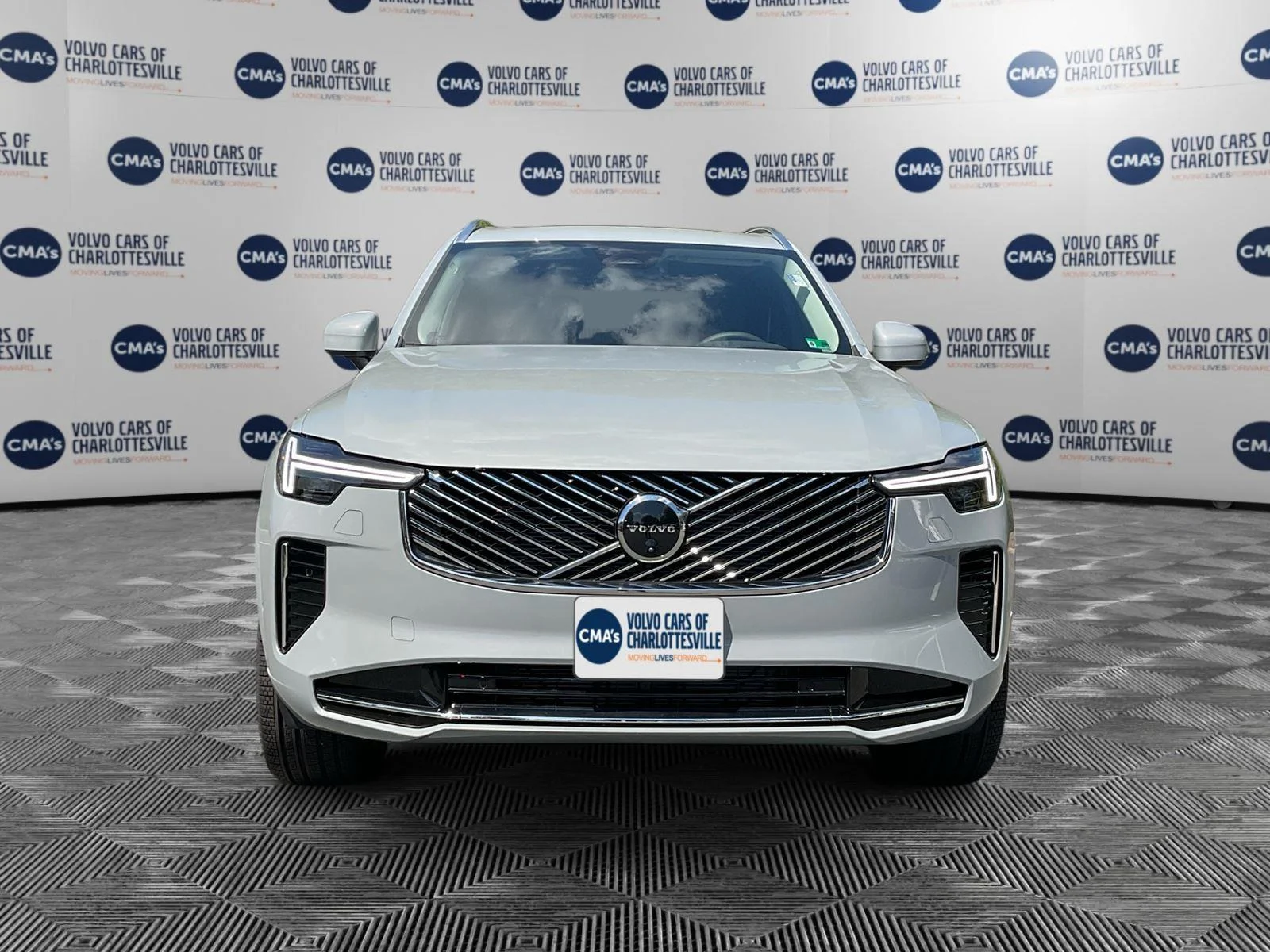 2026 Volvo XC90 Plus - Photo 8