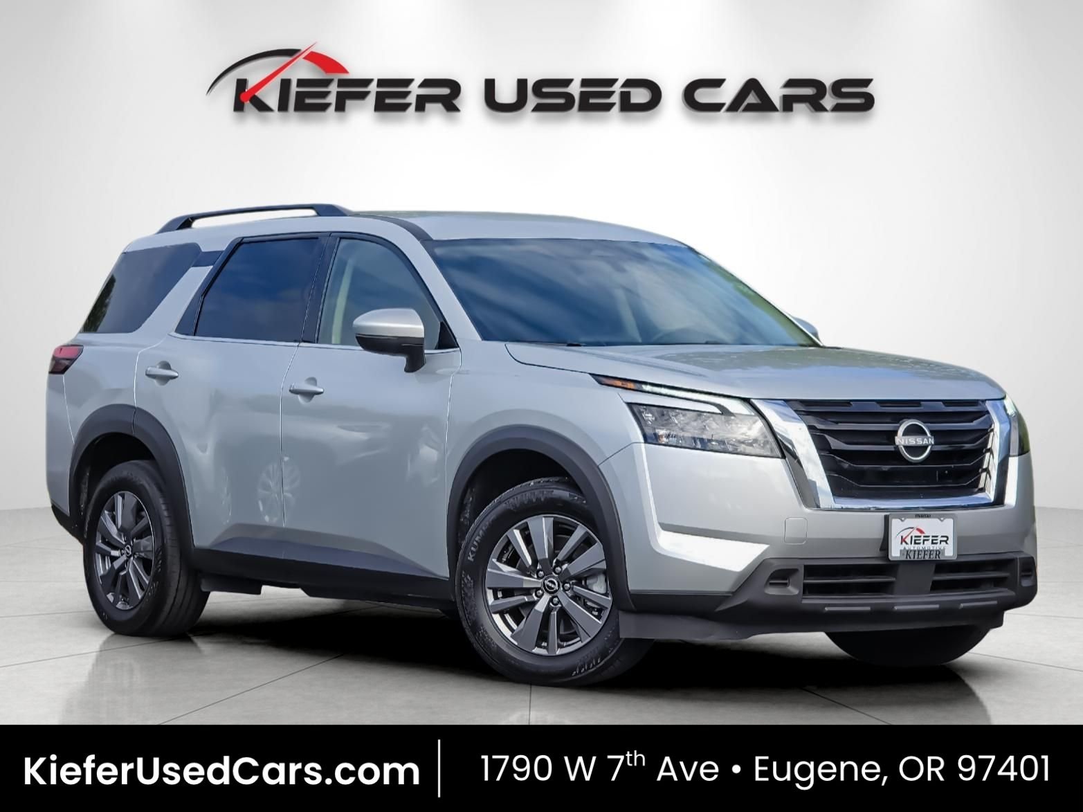 2025 Nissan Pathfinder SV 4WD's photo