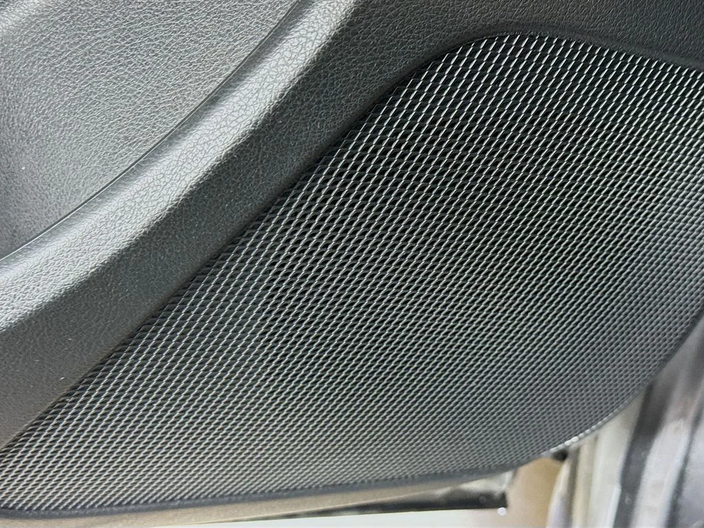 Certified Used 2023 Gray INFINITI LUXE image 23