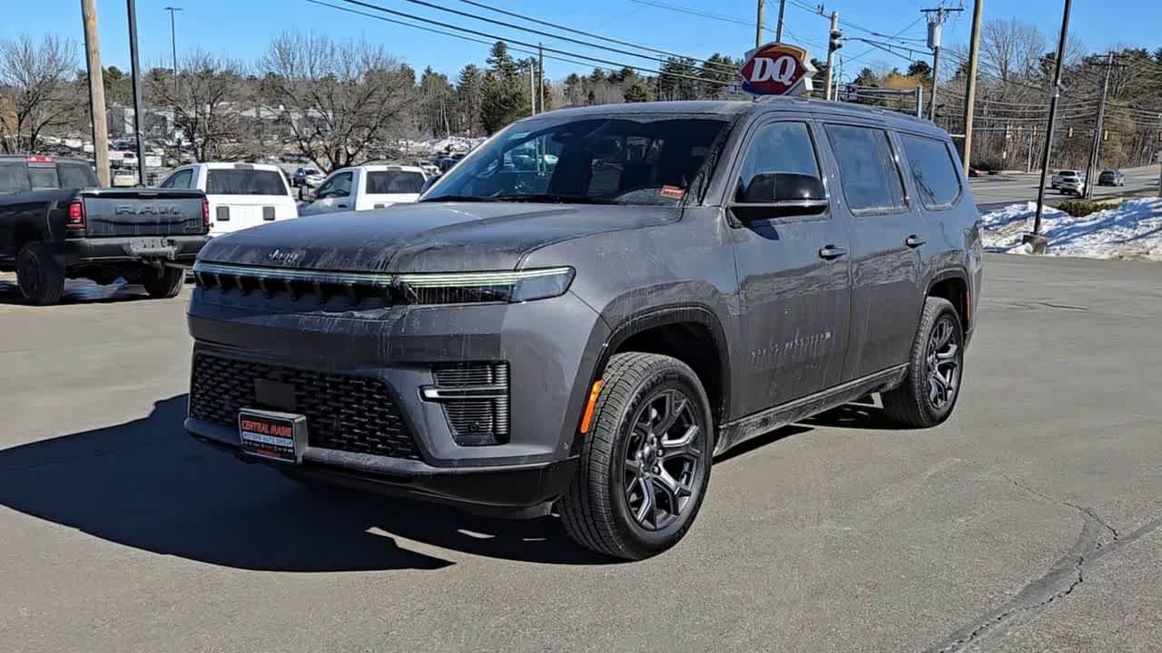 Used 2026 Baltic Gray Metallic Clearcoat Jeep Limited Altitude image 4