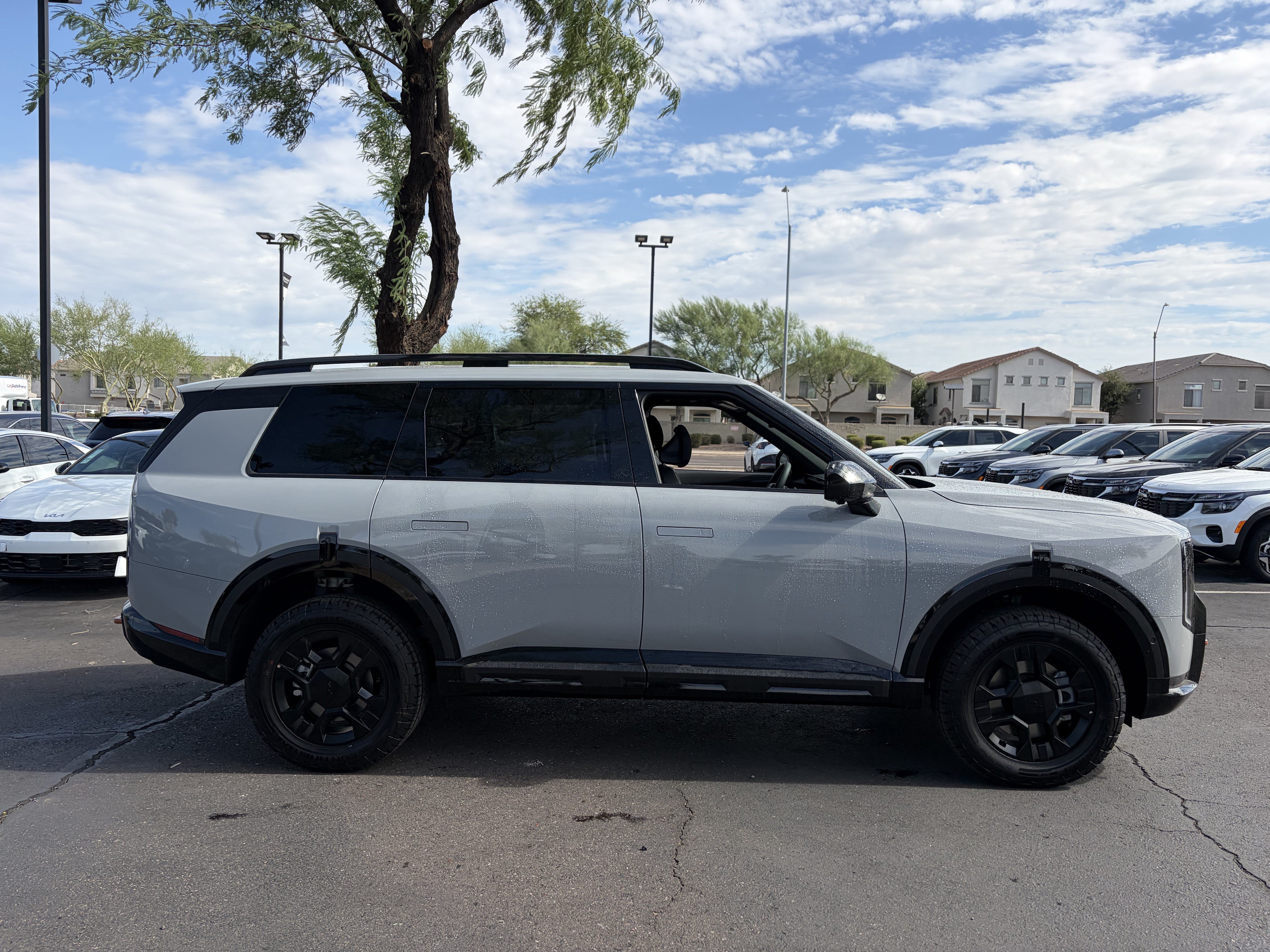 New 2027 Wolf Gray Kia X-PRO SX image 2