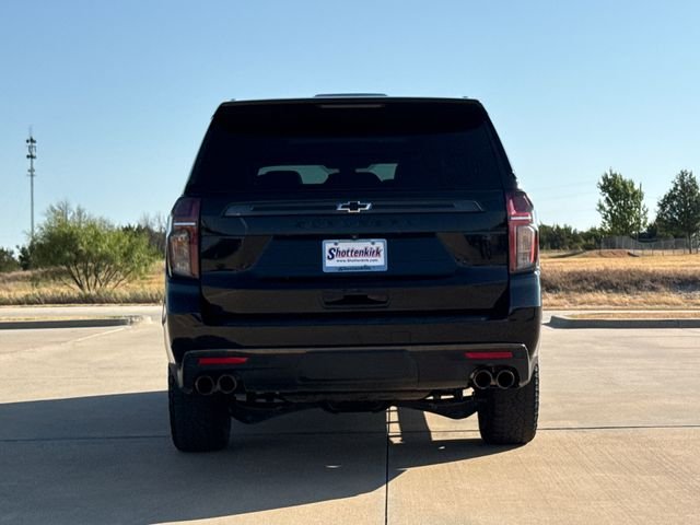 Used 2022 Black Chevrolet Z71 image 7
