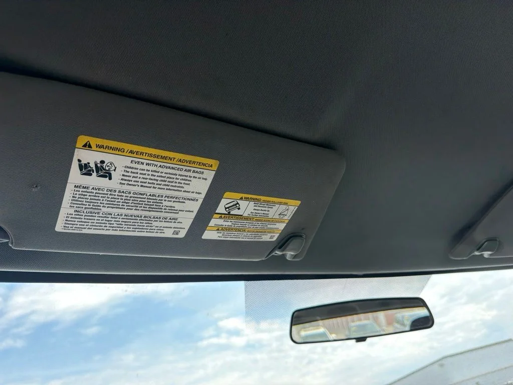 Used 2013 White Ford XL image 18
