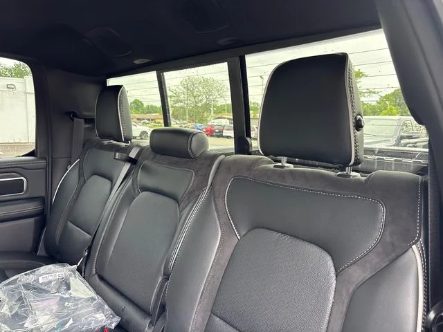 New 2026 Granite Crystal Metallic Clear-Coat Exterior Paint RAM Laramie image 9