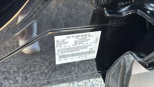 Used 2024 Black Ford SEL image 32