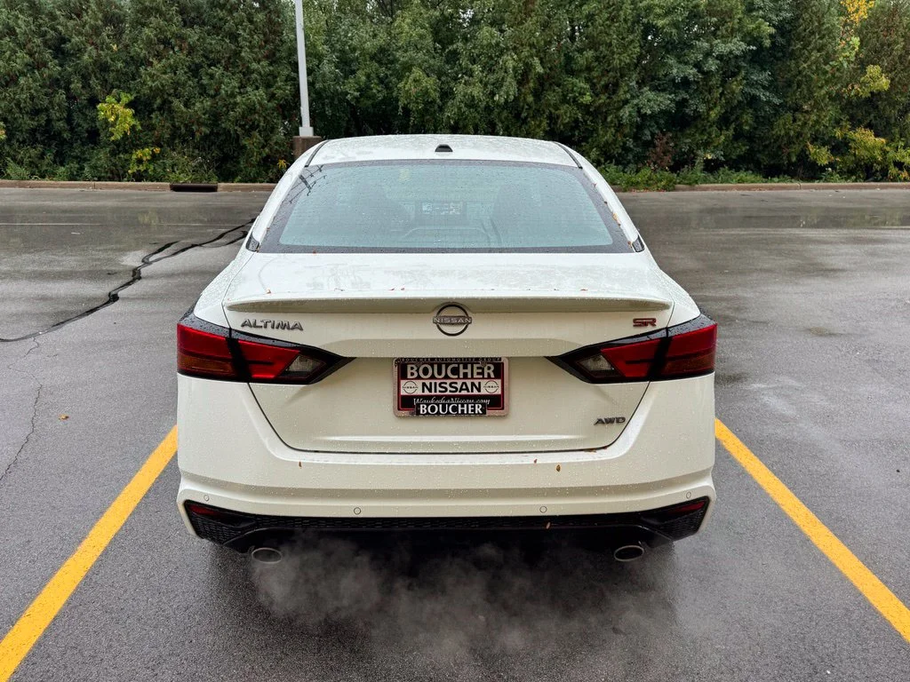 New 2026 Pearl White Tricoat Nissan 2.5 SR image 5