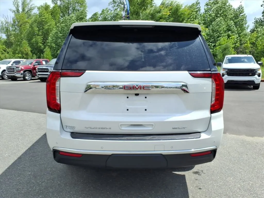 Used 2023 White GMC SLT image 37