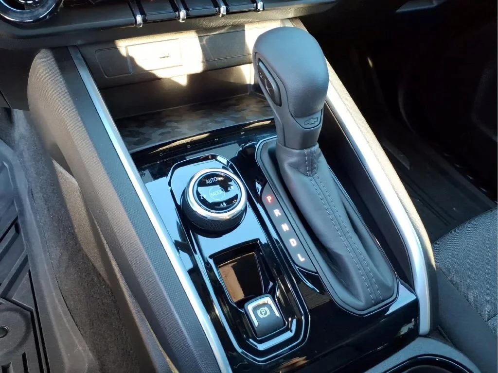 Used 2025 Brown Chevrolet Trail Boss image 27