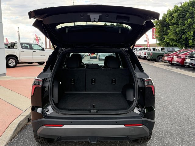 Used 2025 Black Chevrolet LT image 7