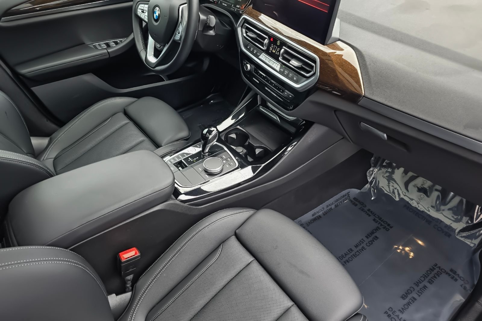 Used 2024  BMW xDrive30i image 15