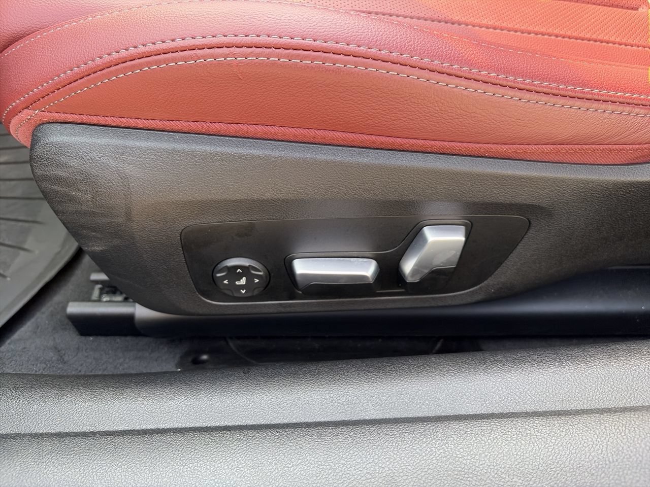 Certified Used 2024 Black Sapphire Metallic BMW 430i image 15