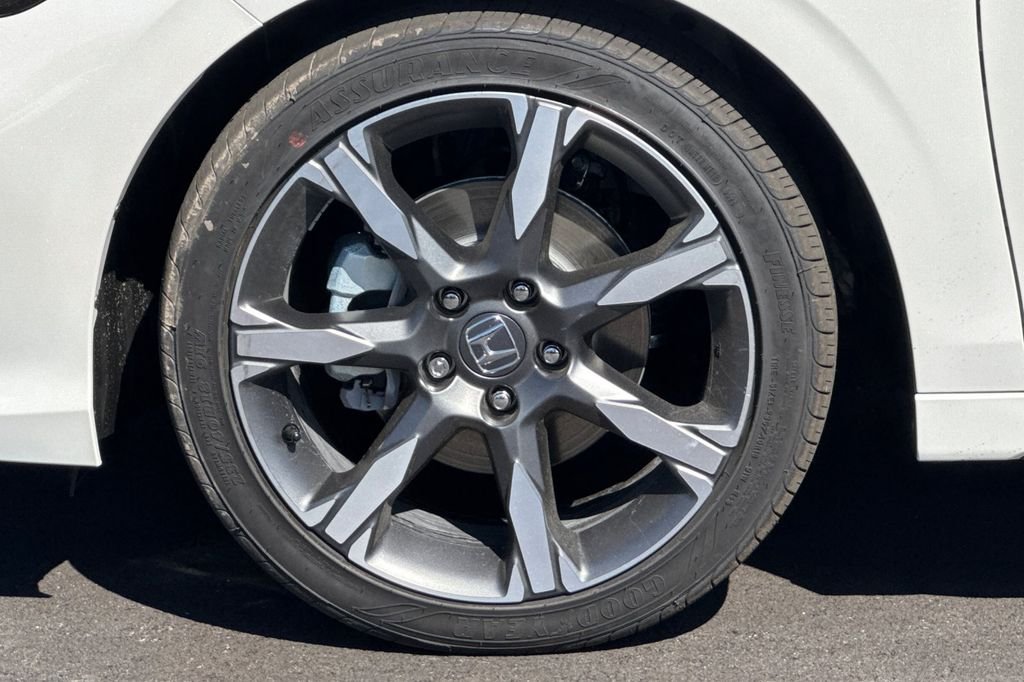 New 2026 Platinum White Pearl Honda Sport Touring image 25