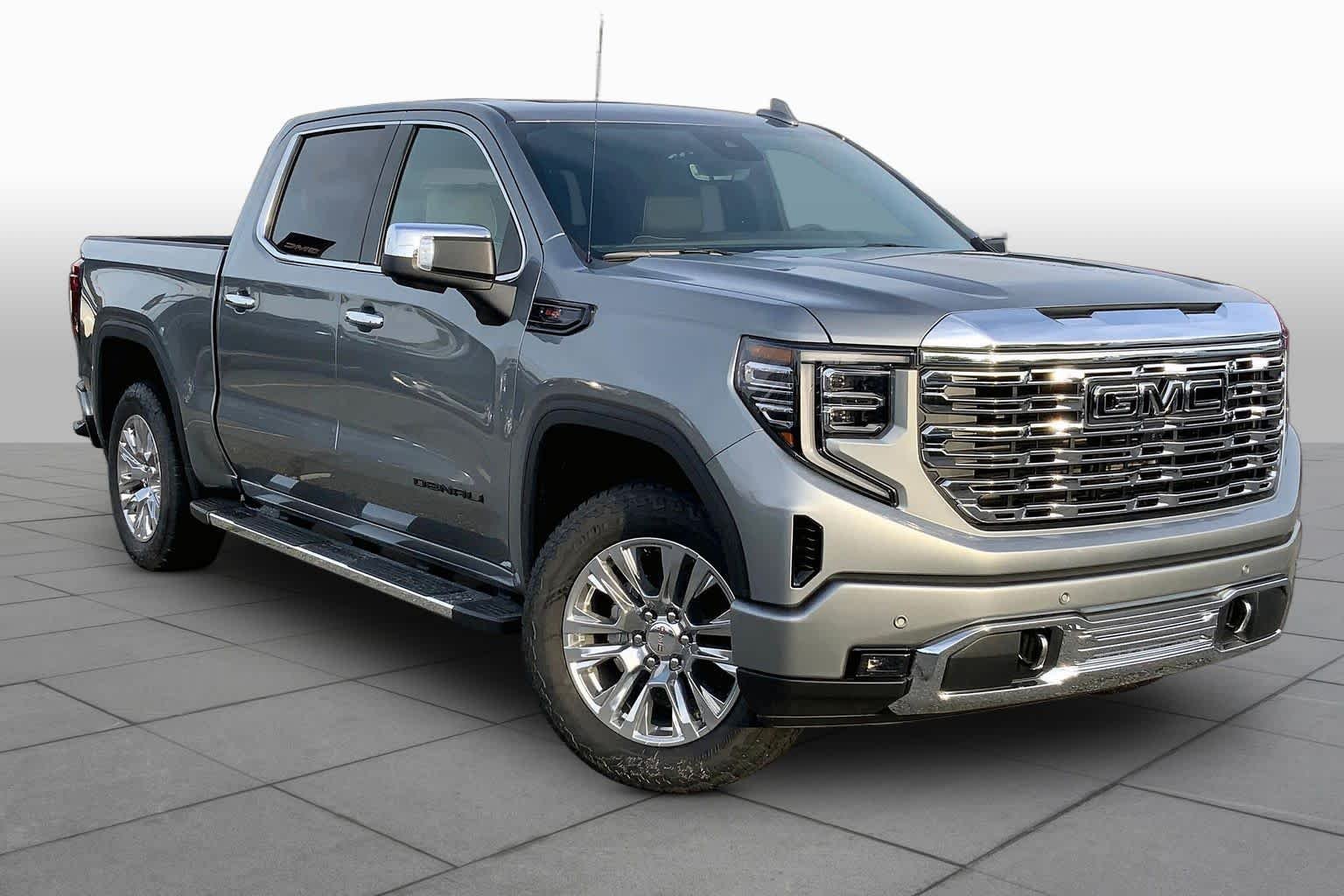 2026 GMC Sierra 1500 Denali - Photo 2