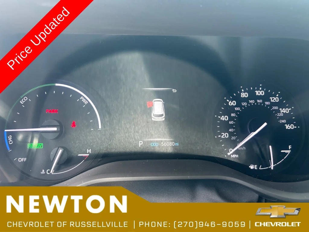 Used 2022 Gray Toyota LE image 17