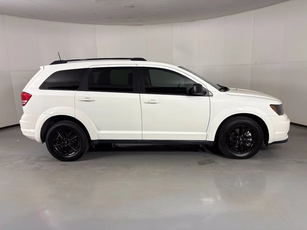Used 2020 White Dodge SE image 8