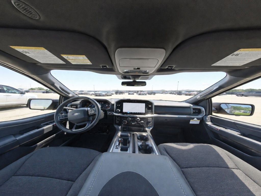 New 2026 Carbonized Gray Metallic Ford XLT image 11