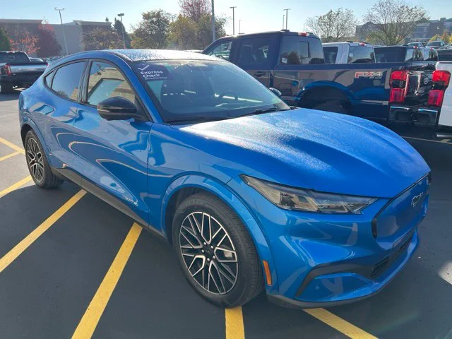 Used 2025 Blue Ford Premium image 1