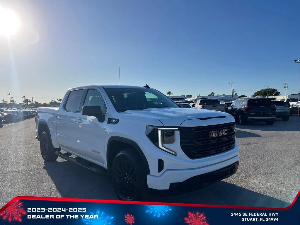 New 2026 Summit White GMC Elevation image 2