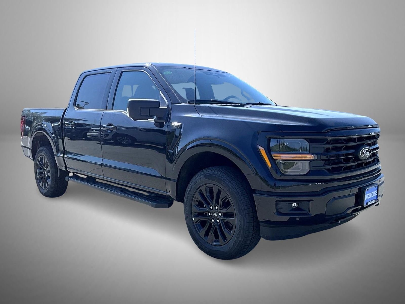 New 2026 Agate Black Metallic Ford XLT image 3
