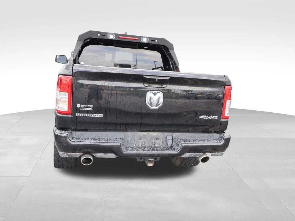 Used 2023 Diamond Black Ram Big Horn/Lone Star image 16