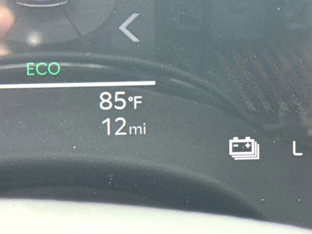 2025 Kia Sorento EX Hybrid - Photo 28