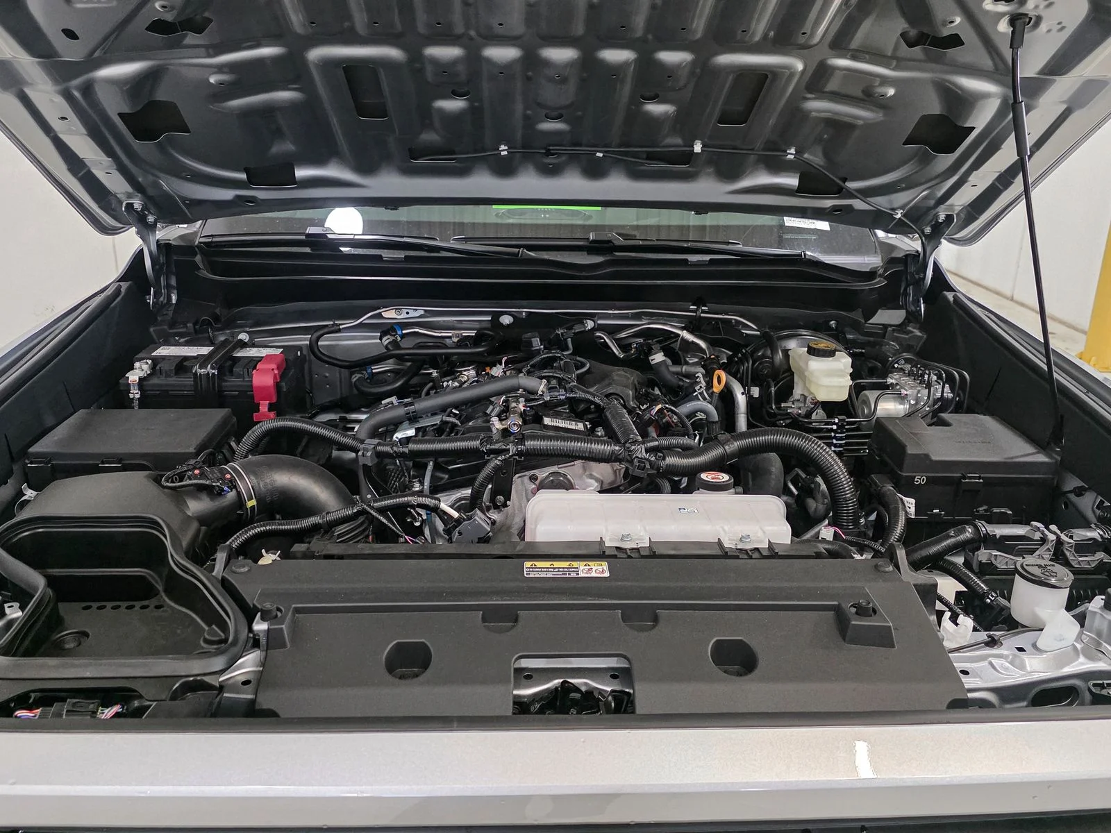 2026 Toyota Tacoma SR5 - Photo 16