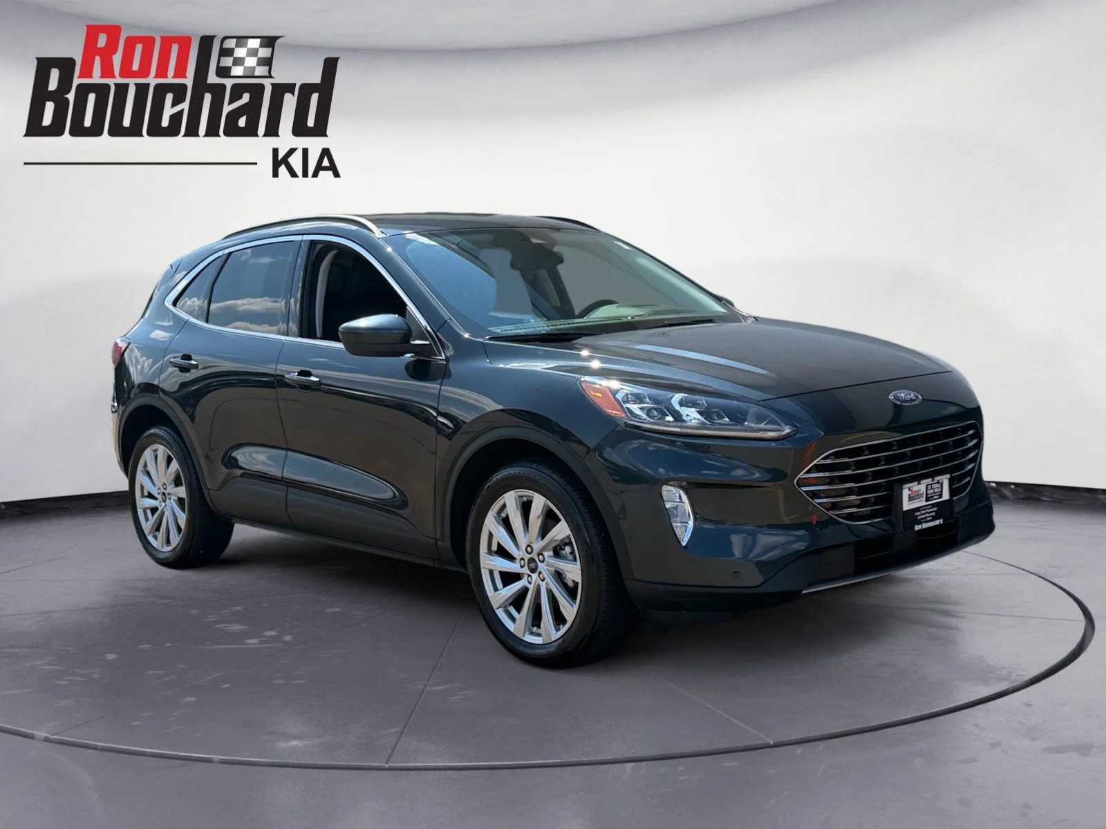 2022 Ford Escape Titanium