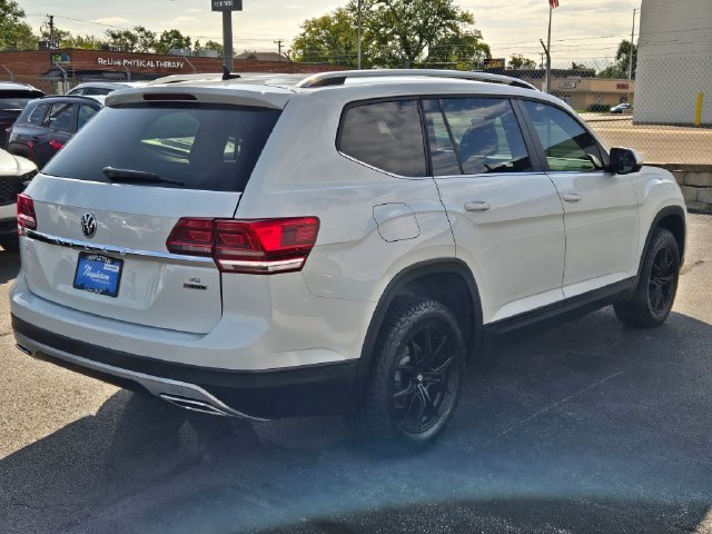 Used 2018 White Volkswagen 3.6L V6 SE image 11