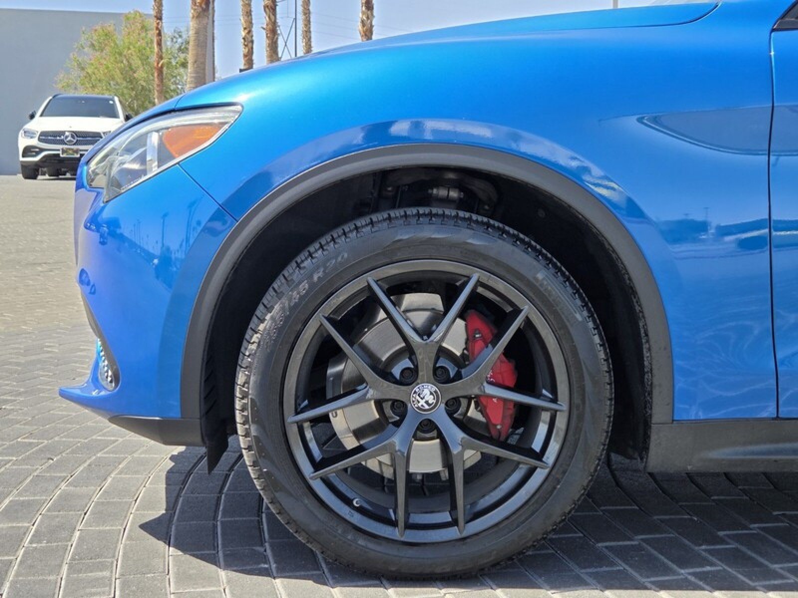 Used 2019 MISANO BLUE MET Alfa Romeo  image 12