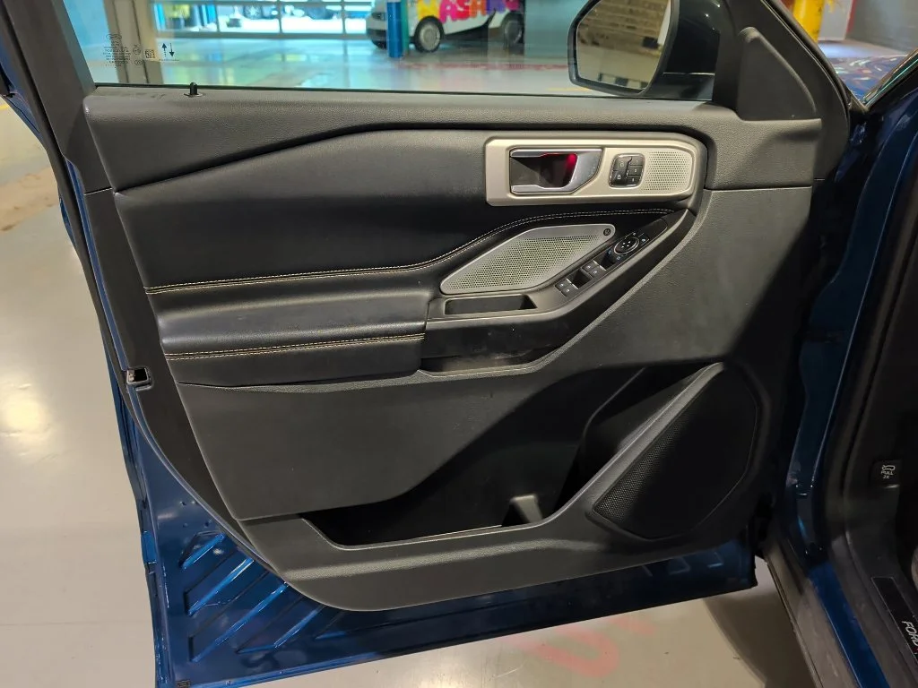 Used 2020 Blue Metallic Ford ST image 18