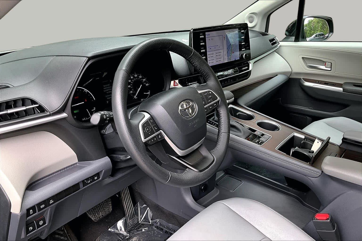 Used 2023 Midnight Black Metallic Toyota XLE image 17