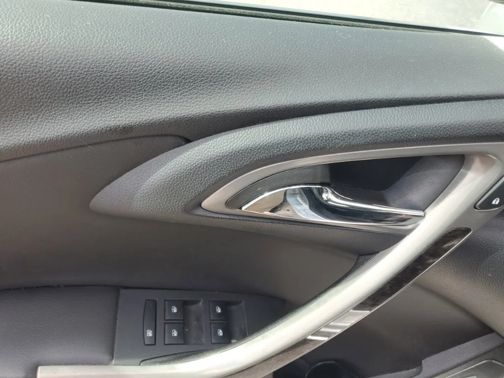 Used 2015 Silver Buick Leather Group image 12