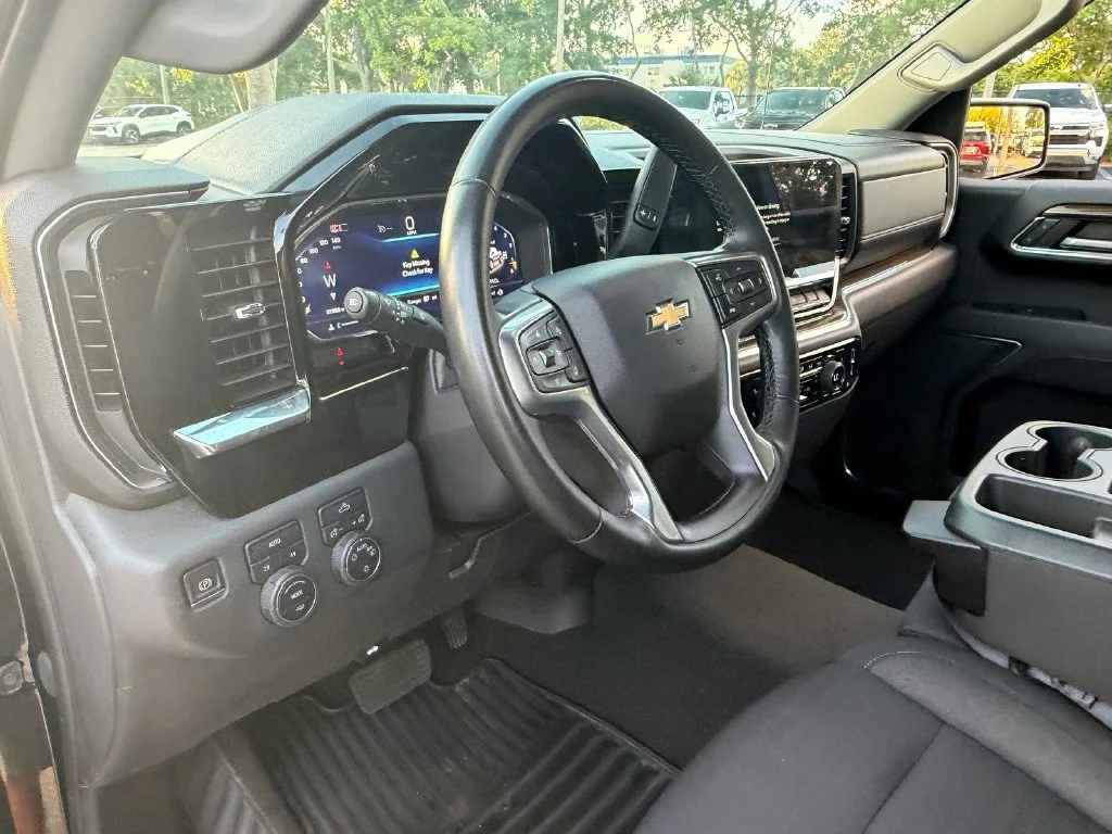 Used 2024 Black Chevrolet LT (2FL) image 10