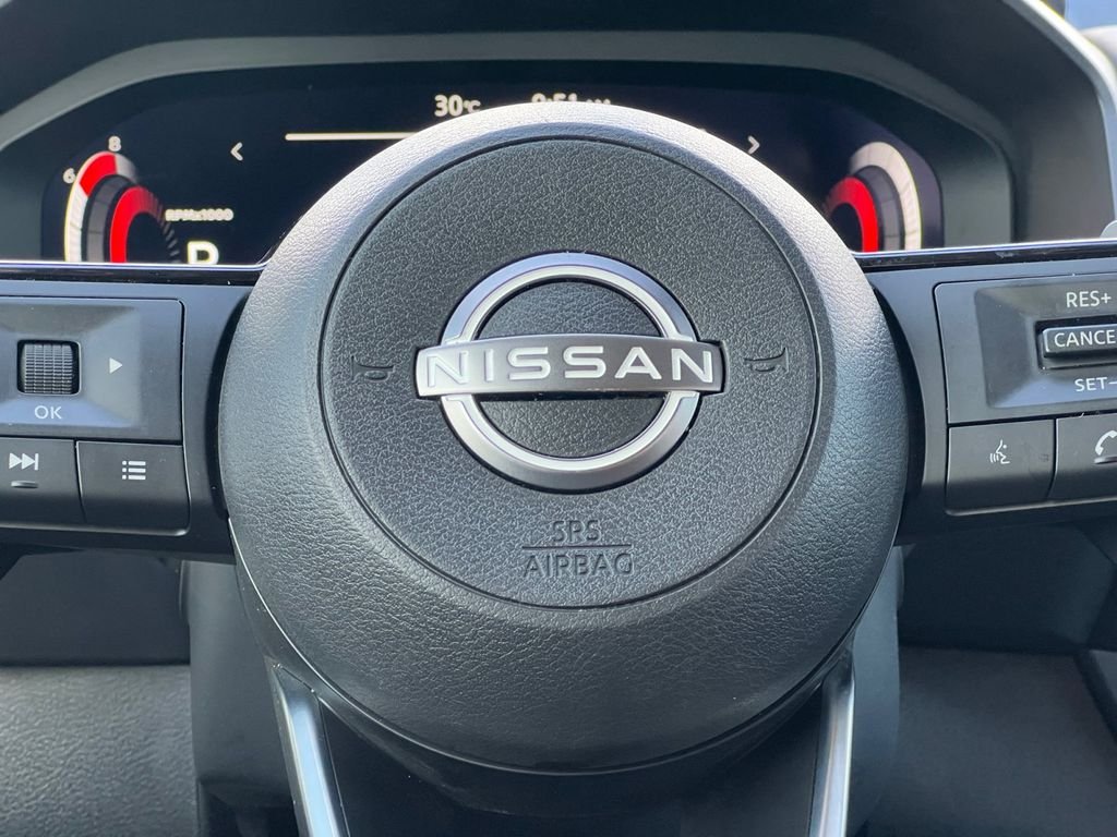 Certified Used 2024 White Nissan SL image 5