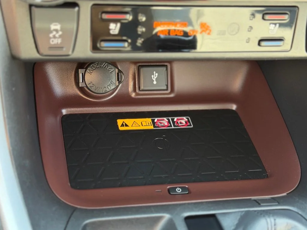 Used 2022 White Toyota Limited image 21