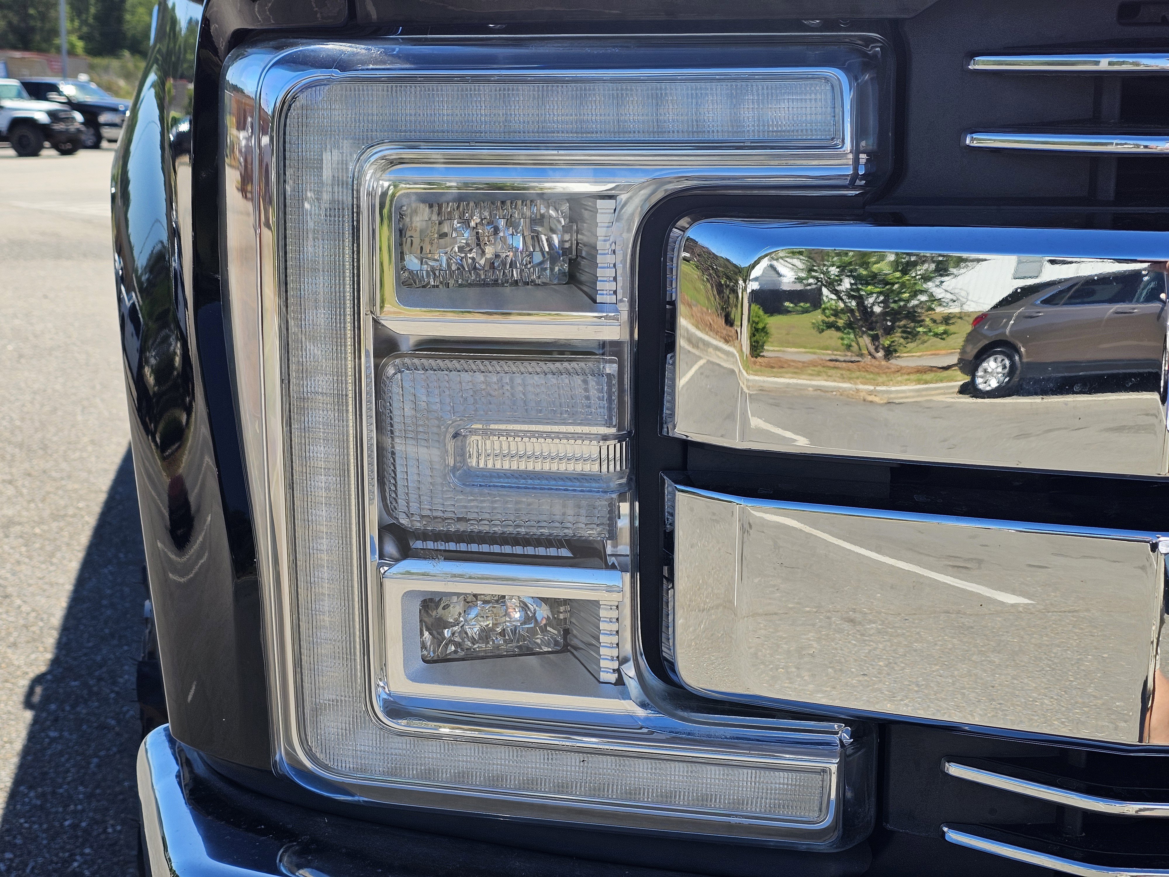 Used 2018 Shadow Black Ford LARIAT image 4