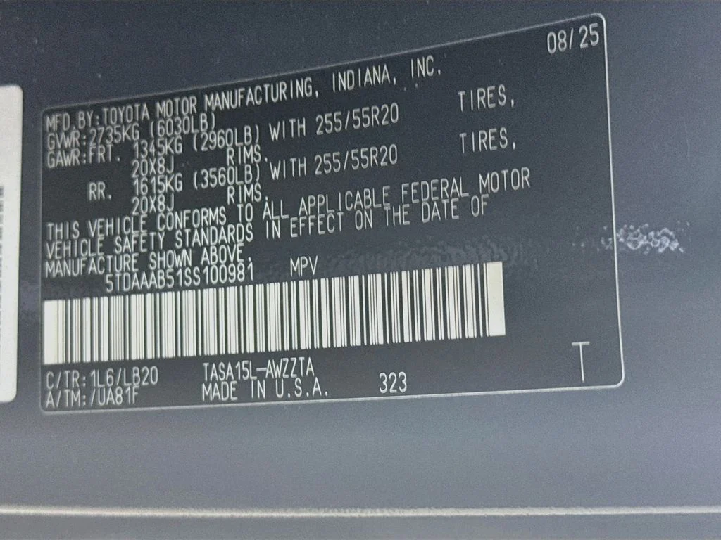 Certified Used 2025 Storm Cloud Toyota Platinum image 34