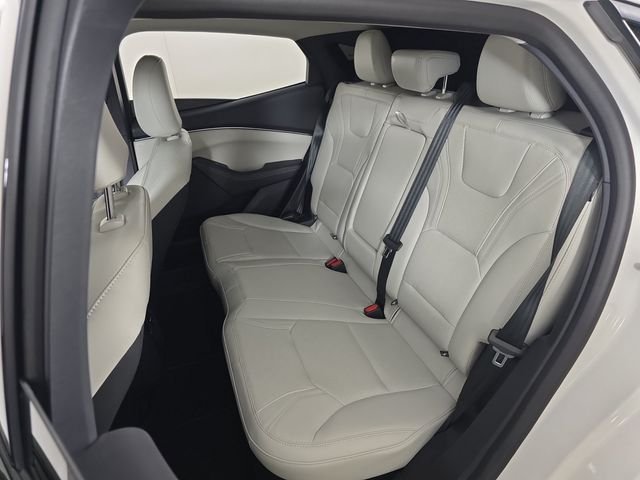 Used 2025 White Metallic Ford Premium image 24