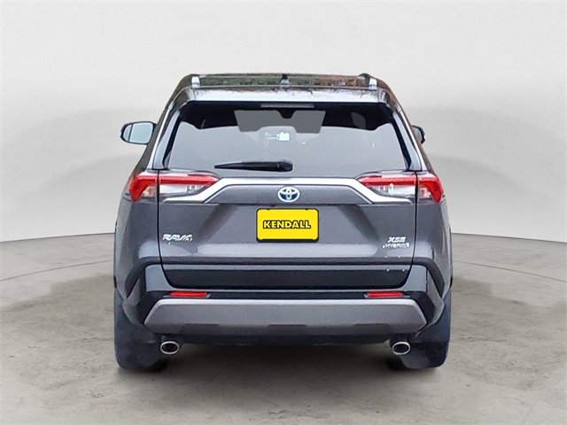 2020 Toyota RAV4 Hybrid XSE photo 4