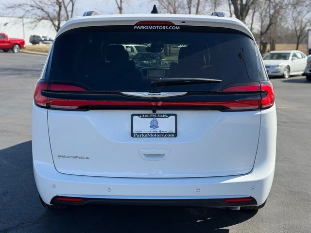 New 2026 White Chrysler Pinnacle image 6