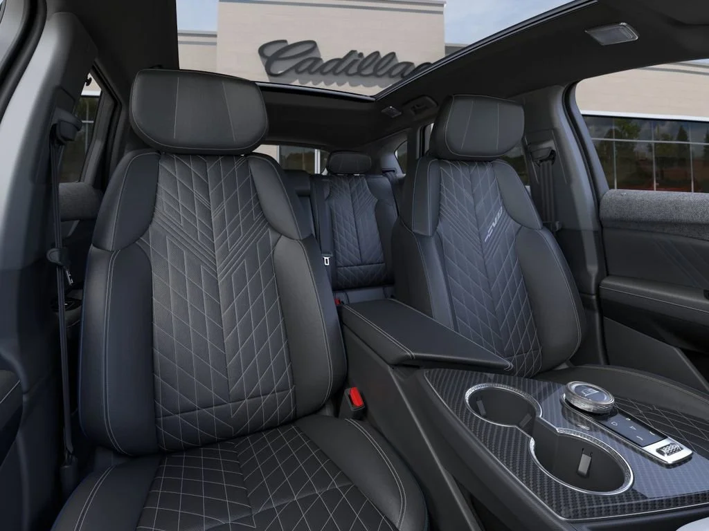2026 Cadillac OPTIQ V-Series - Photo 16